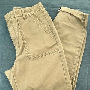 Women’s Chino pants